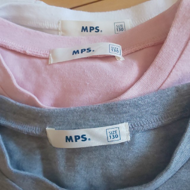 MPS(エムピーエス)の【Right-on/MPS】130cm Tシャツ ３枚 キッズ/ベビー/マタニティのキッズ服女の子用(90cm~)(Tシャツ/カットソー)の商品写真