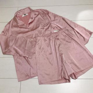 シュープリームララ(Supreme.La.La.)の【未使用‼︎サテンが可愛い】ルームウェア(ルームウェア)