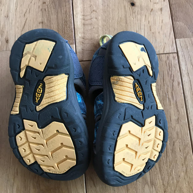 KEEN(キーン)のKEEN 13.5cm 男の子 キッズ/ベビー/マタニティのベビー靴/シューズ(~14cm)(サンダル)の商品写真