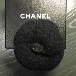 シャネル(CHANEL)のCHANELカメリアコサージュ(ブローチ/コサージュ)