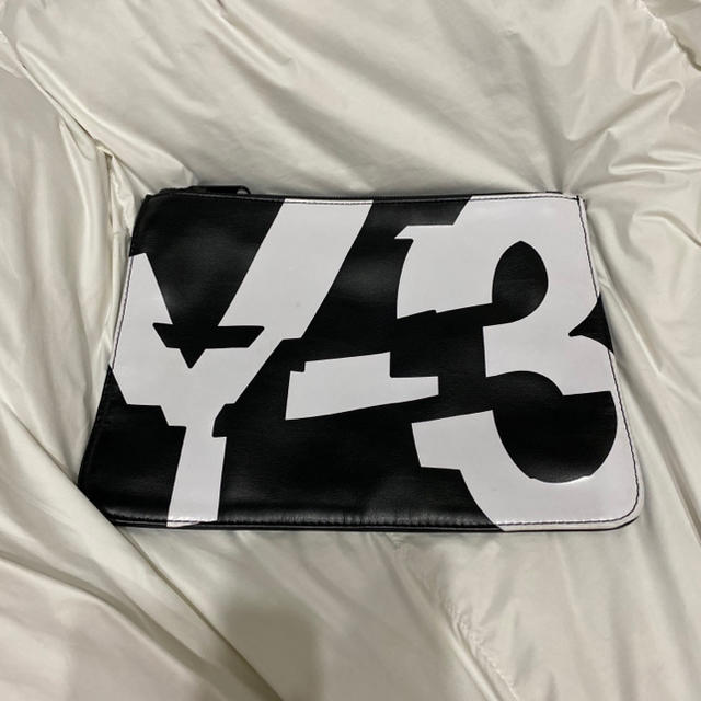 Y-3(ワイスリー)のY-3 ポーチ 非売品 メンズのバッグ(セカンドバッグ/クラッチバッグ)の商品写真