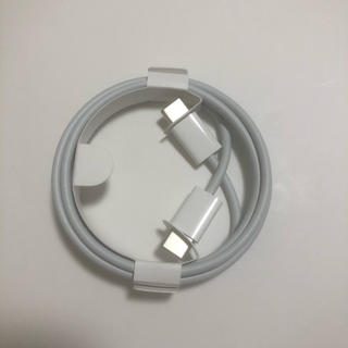アップル(Apple)のUSB-c-cケーブル(バッテリー/充電器)