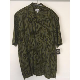 ステューシー(STUSSY)の☆新品 希少 STUSSY シャツ 半袖 カモ 迷彩☆(Tシャツ/カットソー(半袖/袖なし))