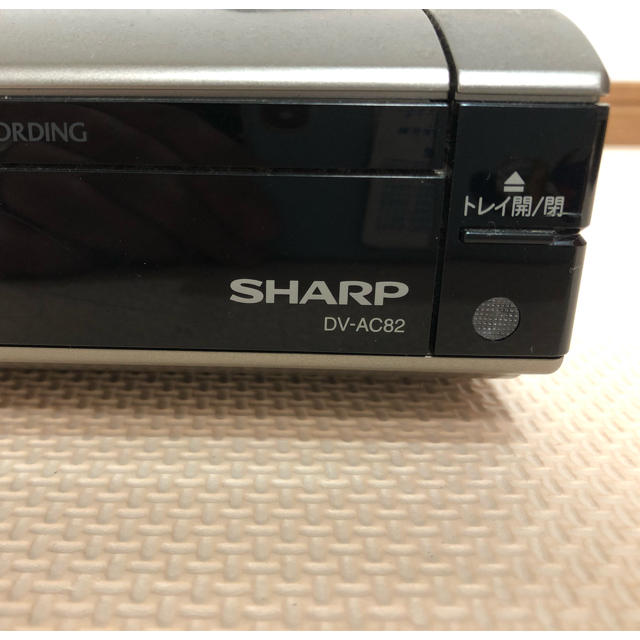 SHARP(シャープ)のAQUOSハイビジョンレコーダー DV-AC82 スマホ/家電/カメラのテレビ/映像機器(DVDレコーダー)の商品写真