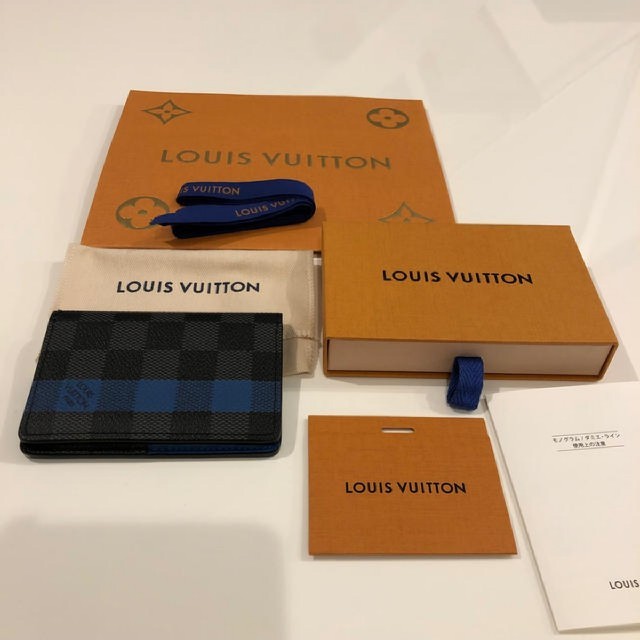 ルイヴィトン　カードケース　メンズ　ダミエ レディースのファッション小物(名刺入れ/定期入れ)の商品写真