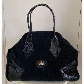 ヴィヴィアンウエストウッド(Vivienne Westwood)のVivienne Westwood ラージ　ウール地　エナメル　ヤスミン　bag(ハンドバッグ)