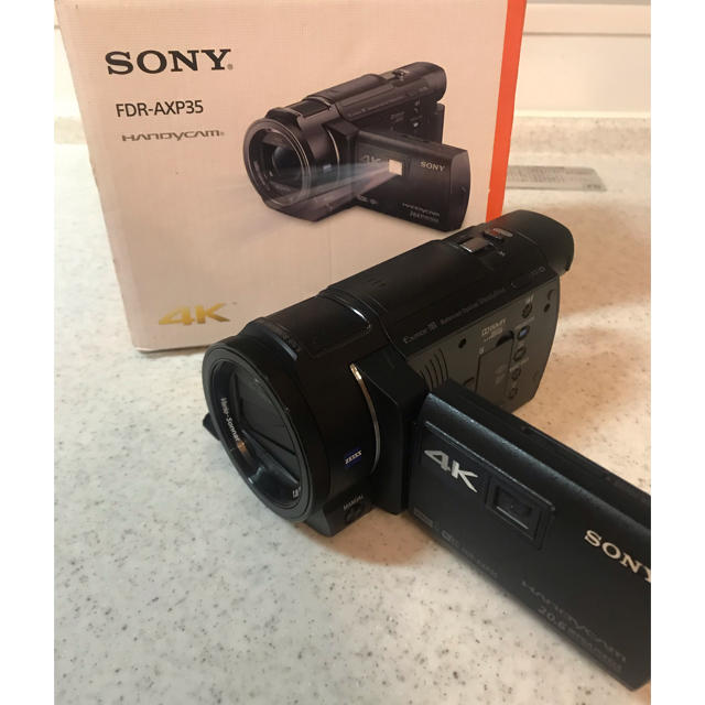 4K ビデオカメラ　sony FDR-AXP35