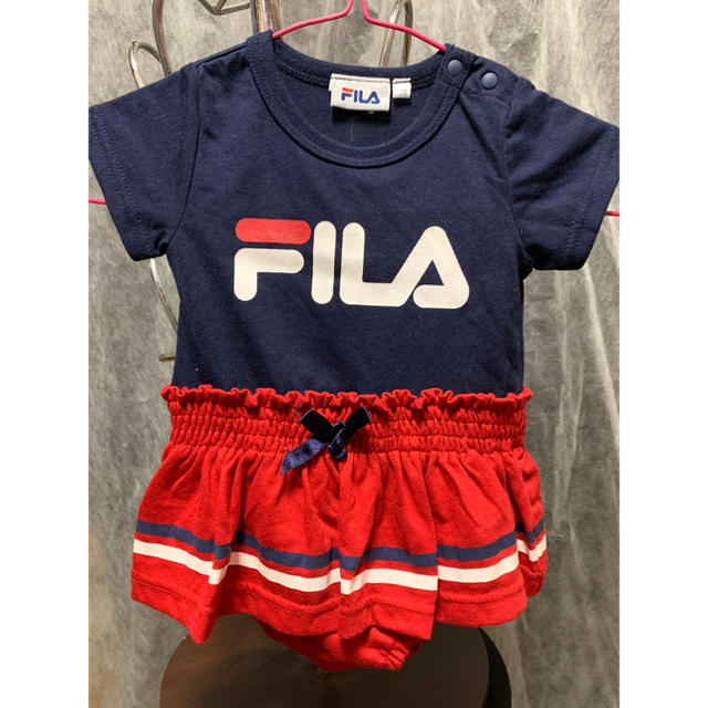 FILA(フィラ)のFILA 半袖 ワンピース ロンパース サイズ70 キッズ/ベビー/マタニティのベビー服(~85cm)(ロンパース)の商品写真