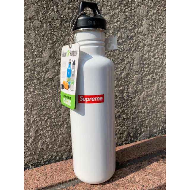 Supreme(シュプリーム)のSUPREME x KLEANKANTEEN CLASSIC BOTTLE スポーツ/アウトドアのアウトドア(食器)の商品写真