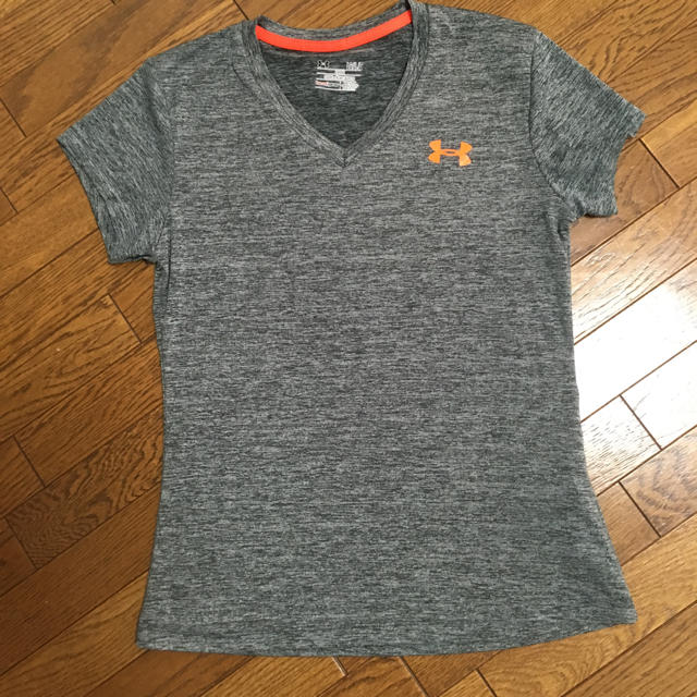 UNDER ARMOUR(アンダーアーマー)のアンダーアーマー ドライフィットTシャツ スポーツ/アウトドアのテニス(ウェア)の商品写真