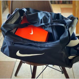 ナイキ(NIKE)の【美品・値下げOK】 NIKE ブラジリアダッフルバッグ(ボストンバッグ)