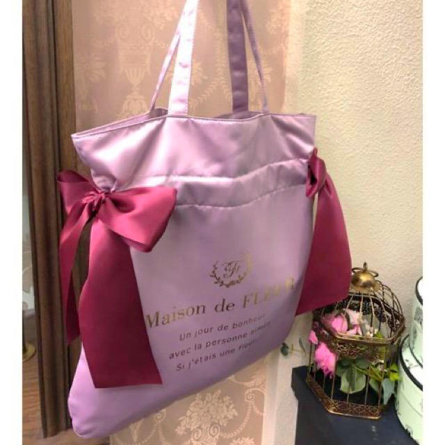 Maison de FLEUR(メゾンドフルール)の完売色❤️【メゾンドフルール 】ダブルリボン トートバッグ(ピンク) レディースのバッグ(トートバッグ)の商品写真