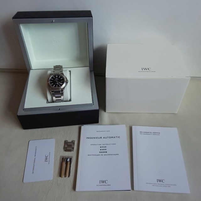 IWC(インターナショナルウォッチカンパニー)のIWC インヂュニア IW323902 メンズの時計(腕時計(アナログ))の商品写真
