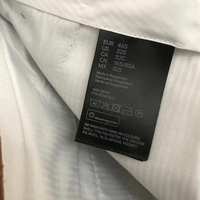 H&M(エイチアンドエム)のH&Mスキニースーツパンツ メンズのスーツ(スラックス/スーツパンツ)の商品写真