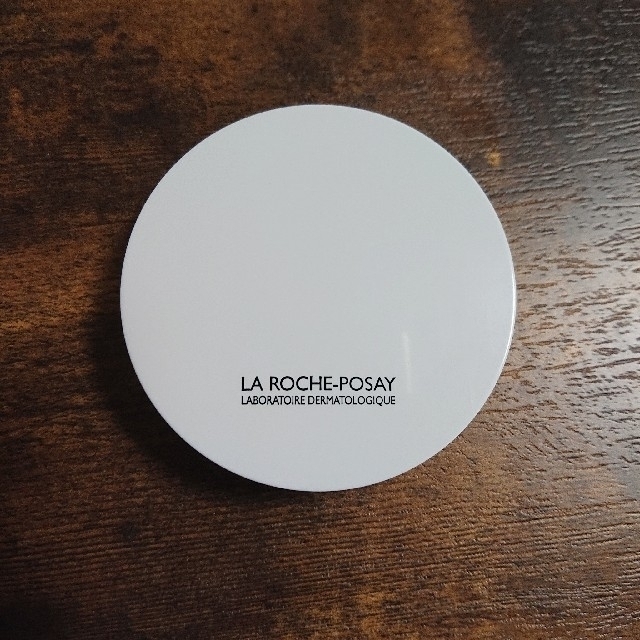 LA ROCHE-POSAY(ラロッシュポゼ)の※専用出品です。  コスメ/美容のベースメイク/化粧品(フェイスパウダー)の商品写真