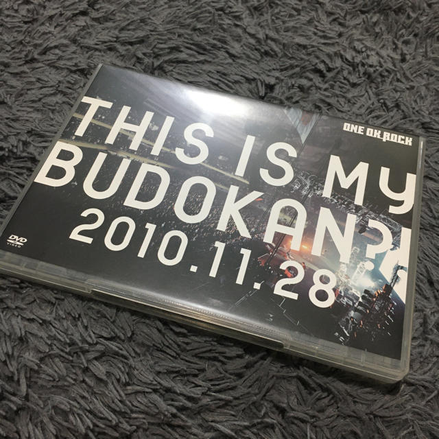 ONE OK ROCK(ワンオクロック)のLIVE　DVD「THIS　IS　MY　BUDOKAN？！　2010．11．28 エンタメ/ホビーのDVD/ブルーレイ(ミュージック)の商品写真