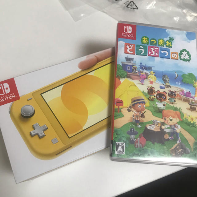 Nintendo Switch(ニンテンドースイッチ)のSwitch Lite どうぶつの森セット エンタメ/ホビーのゲームソフト/ゲーム機本体(携帯用ゲーム機本体)の商品写真