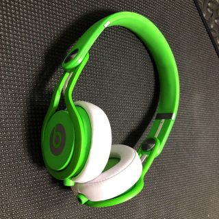 ビーツバイドクタードレ(Beats by Dr Dre)のbeats mixr ヘッドフォン　蛍光グリーン(ヘッドフォン/イヤフォン)