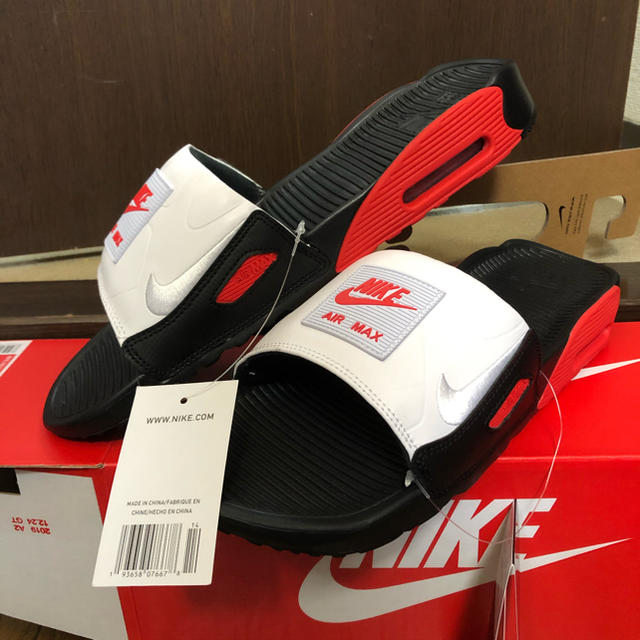 NIKE - 【箱付き】新品未使用！NIKE AIR MAX90SLIDE　ベナッシ　28㎝