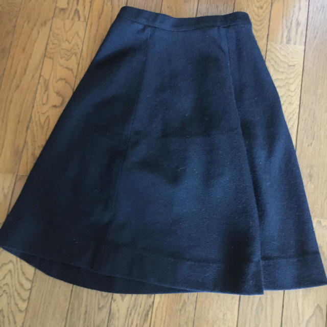 膝丈フレアースカート S 黒 レディースのスカート(ひざ丈スカート)の商品写真