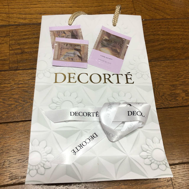 COSME DECORTE(コスメデコルテ)のDECORTE ショッパー　＆　サンプル レディースのバッグ(ショップ袋)の商品写真