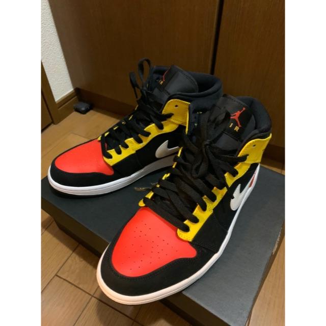 NIKE(ナイキ)の【中古】エアジョーダン1 mid ロズウェルレイガンズ 27.5cm メンズの靴/シューズ(スニーカー)の商品写真