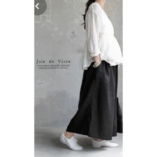 ネストローブ(nest Robe)のJoie de Vivre ベリースタイル リネンロングガウチョパンツ ブラック(キュロット)