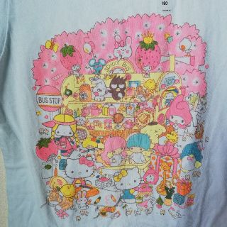 ユニクロ(UNIQLO)のUNIQLO　サンリオTシャツ　150㎝サイズ(Tシャツ/カットソー)