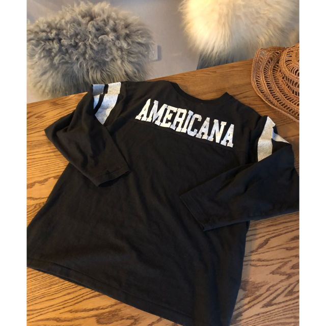 AMERICANA(アメリカーナ)のAMERICANA アメリカーナ　フットボール ロングTシャツ レディースのトップス(Tシャツ(長袖/七分))の商品写真