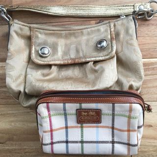 コーチ(COACH)のCOACHミニショルダーとポーチのセット(ショルダーバッグ)