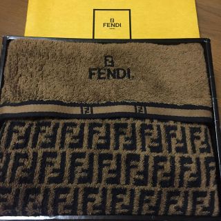 Fendi Fendi フェンディ バスタオル の通販 By Tomotomo フェンディならラクマ