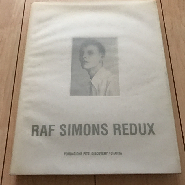 RAF SIMONS - 【最終値下】【絶版】RAF SIMONS REDUX 10周年記念作品集 