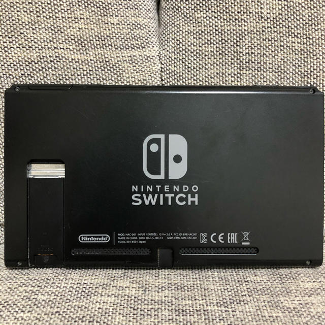 Nintendo Switch(ニンテンドースイッチ)のNintendo Switch 旧型 本体のみ エンタメ/ホビーのゲームソフト/ゲーム機本体(携帯用ゲーム機本体)の商品写真