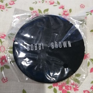 ボビイブラウン(BOBBI BROWN)のボビイブラウン　丸型携帯ミラー　未使用新品(ボトル・ケース・携帯小物)