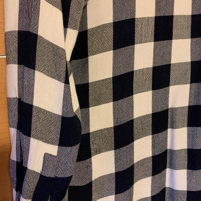 ZARA(ザラ)のZARA BASICチェックシャツ レディースのトップス(シャツ/ブラウス(長袖/七分))の商品写真