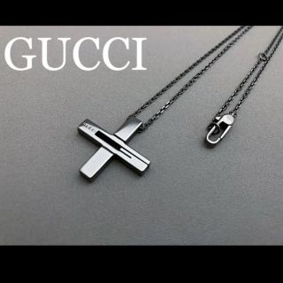 グッチ(Gucci)のGUCCI グッチ カットアウトG クロス ネックレス ブラック(ネックレス)