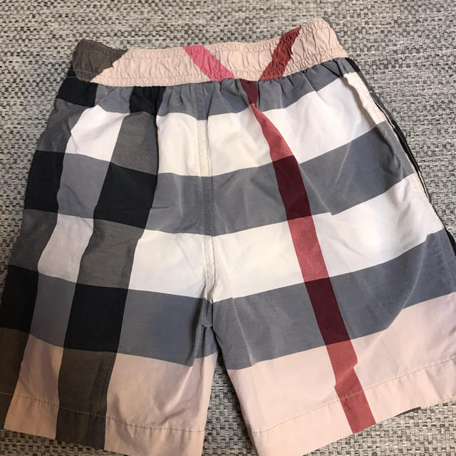 BURBERRY(バーバリー)の《レア》バーバリー  チルドレン水着　116cm キッズ/ベビー/マタニティのキッズ服男の子用(90cm~)(水着)の商品写真