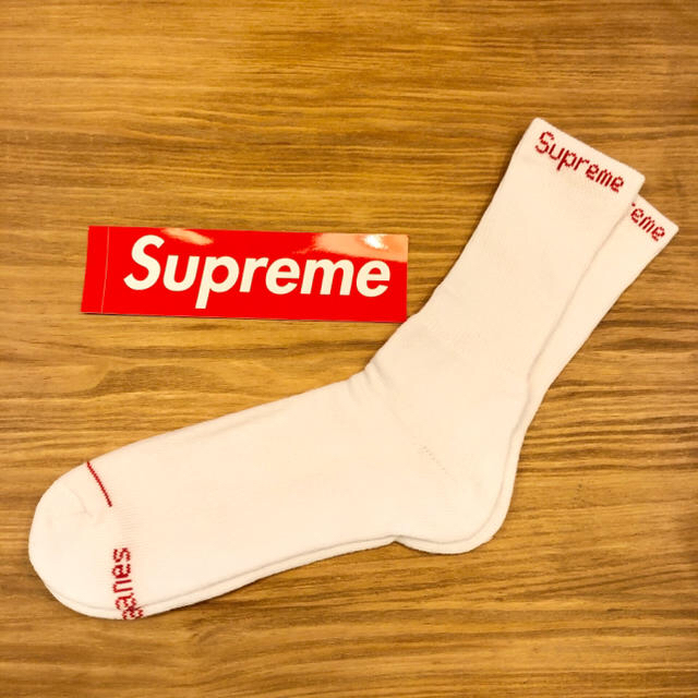 Supreme(シュプリーム)の【正規品・ステッカー付】Supreme Hanes ソックス 1足 ヘインズ メンズのレッグウェア(ソックス)の商品写真