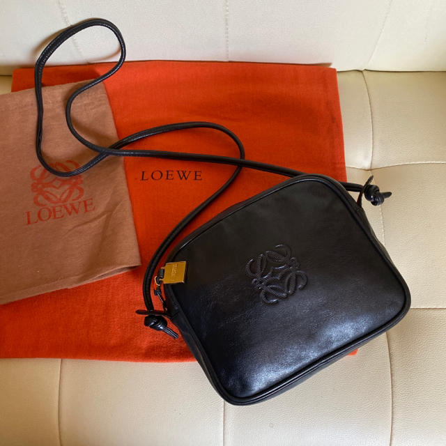 貴重　未使用　付属品　LOEWE オールド　ロエベ  ショルダー　バッグ　レザー