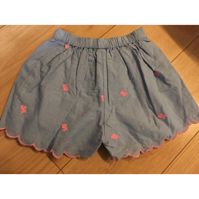 babyGAP(ベビーギャップ)のbaby GAP うさぎ刺繍 ショートパンツ 12-18mos キッズ/ベビー/マタニティのベビー服(~85cm)(パンツ)の商品写真