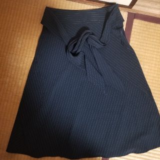 ザラ(ZARA)のZARA　未使用スカート(ひざ丈スカート)