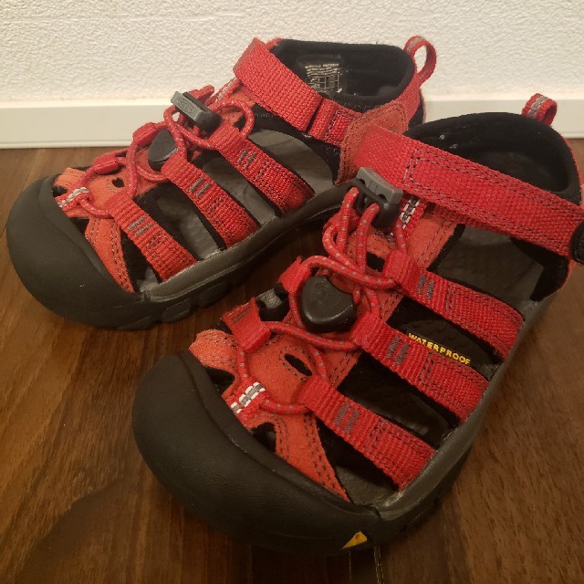 KEEN(キーン)のKEEN　サンダル　18センチ キッズ/ベビー/マタニティのキッズ靴/シューズ(15cm~)(サンダル)の商品写真