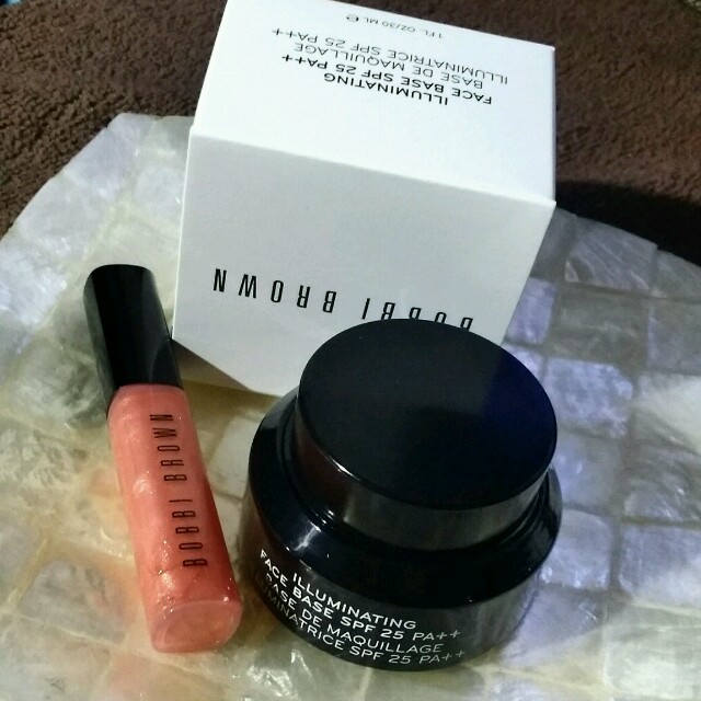 BOBBI BROWN(ボビイブラウン)のゆんゆん様ｰ取り置き4月ｰ コスメ/美容のベースメイク/化粧品(化粧下地)の商品写真