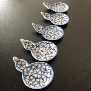 清水焼  箸置き 瓢箪 染付 桜  京焼 ひさご桜 有田焼(テーブル用品)