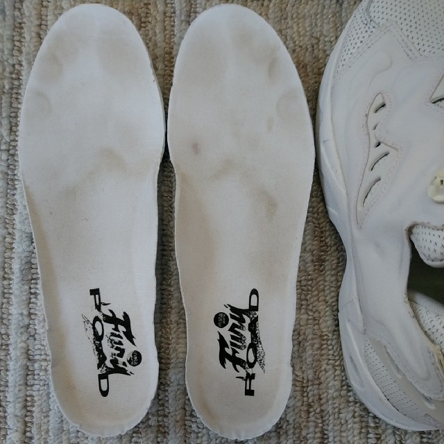 Reebok(リーボック)のリーボック Reebok インスタ ポンプフューリー 24.0cm ホワイト レディースの靴/シューズ(スニーカー)の商品写真