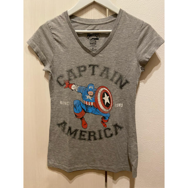 MARVEL(マーベル)のマーベル　キャプテンアメリカ　レディースTシャツ　グレー　Mサイズ レディースのトップス(Tシャツ(半袖/袖なし))の商品写真