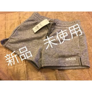 アディダス(adidas)のショートパンツ　アディダス　S(ショートパンツ)