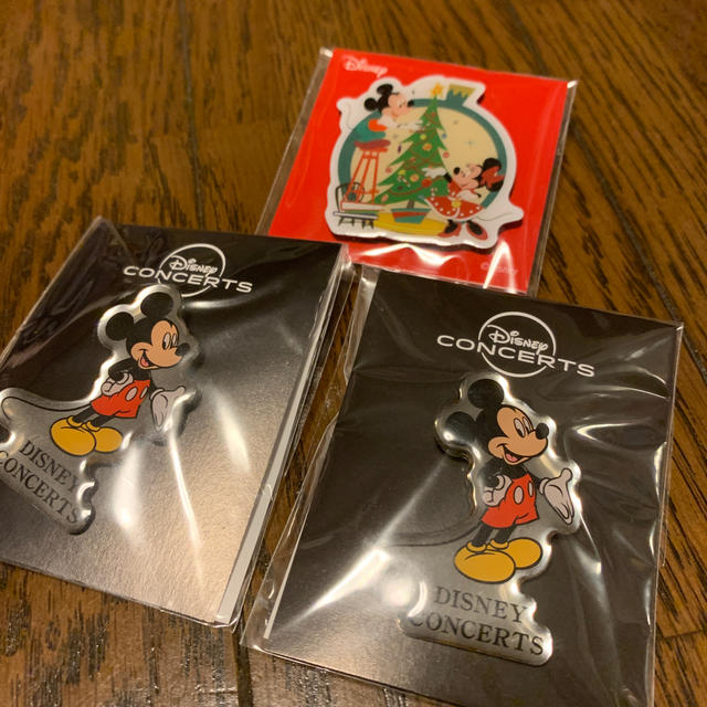 Disney ディズニーオンクラシック 1番くじ ピンバッジの通販 By Rose Fairy Shop ディズニーならラクマ