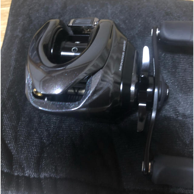 SHIMANO(シマノ)のシマノ　18 アンタレス DC MD XG 左巻き スポーツ/アウトドアのフィッシング(リール)の商品写真