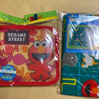 セサミストリート(SESAME STREET)のエルモ　CDケース、レジャーシート(キャラクターグッズ)